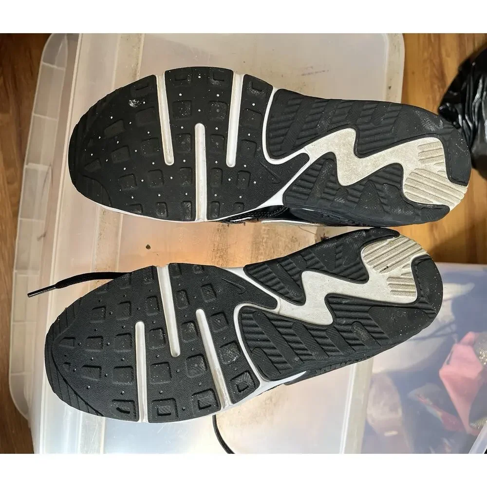 Nike Air Max Excee GS Boys 7Y White Black Chrome Sneakers CJ2002-100